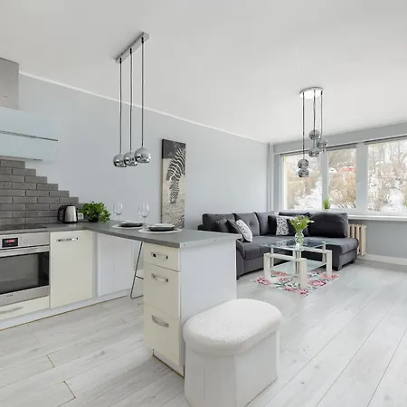 Apartment 9 Maja Bright By Bookinghost