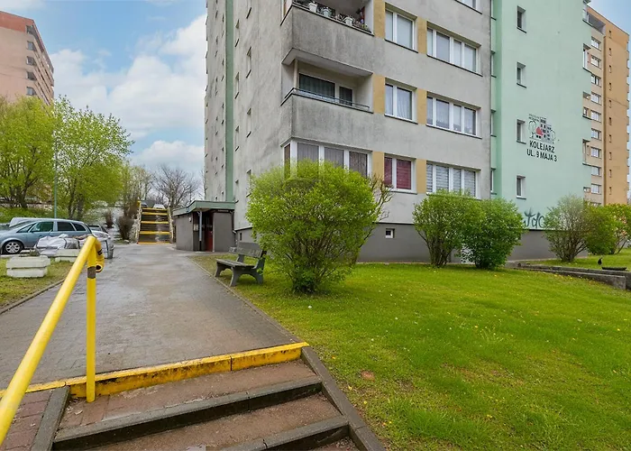 9 Maja Bright By Bookinghost シュチェチン